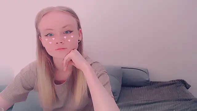 Snapshot of AliceNya_cute chatting on 06-07-26, 05:12 AliceNya cute online show from 06-07-26, 05:12