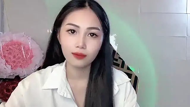 Snapshot of Lyly4757 chatting on 10-28-25, 09:30 Lyly4757 online show from 10-28-25, 09:30