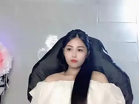 Lyly4757 online show from 12-13-25, 10:16