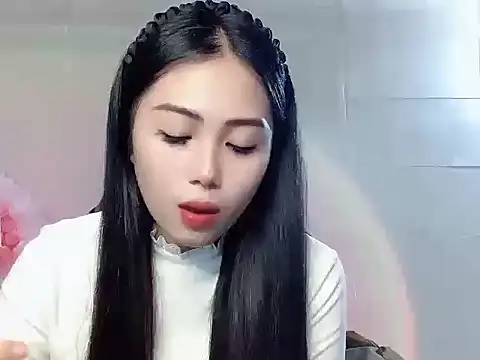 Lyly4757 online show from 11-19-25, 02:28