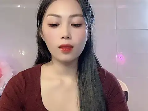 Snapshot of Lyly4757 chatting on 10-25-25, 09:41 Lyly4757 online show from 10-25-25, 09:41