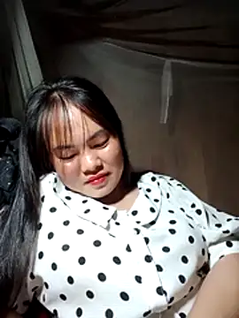 emilyzz online show from 03-26-26, 01:53