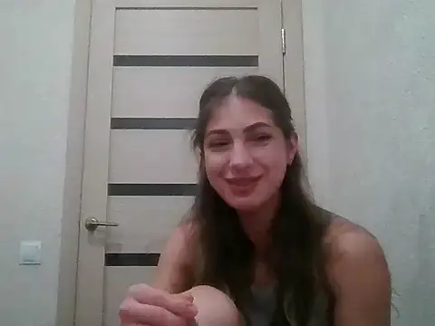 Elyannaa online show from 10-30-25, 03:53