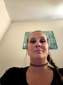 Snapshot of Ariasweetaspie chatting on 10-01-25, 04:00 Ariasweetaspie online show from 10-01-25, 04:00