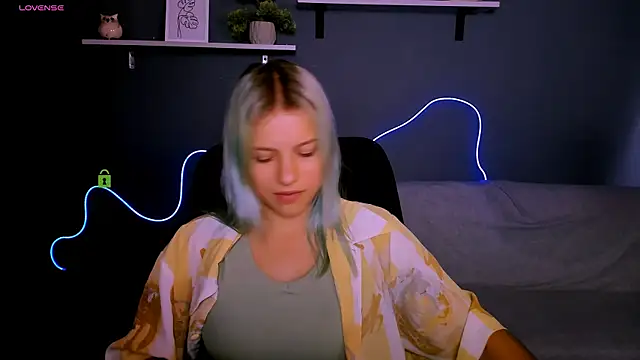 kaela spell  online show from 09-24-25, 01:06