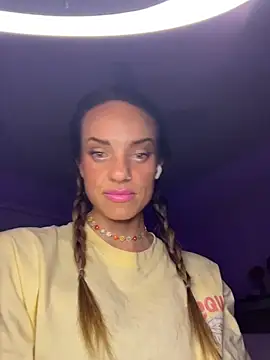 Texxaspearl online show from 10-30-25, 06:34