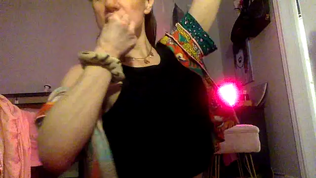 Texxaspearl online show from 03-12-26, 03:01