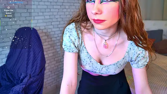 Snapshot of KarenSmitht chatting on 02-08-26, 02:26 KarenSmitht online show from 02-08-26, 02:26