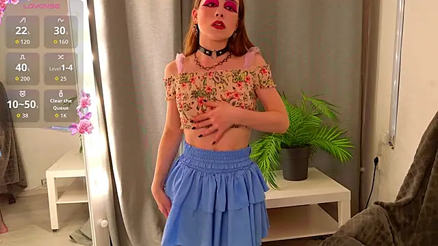 Snapshot of KarenSmitht chatting on 10-13-25, 03:57 KarenSmitht online show from 10-13-25, 03:57