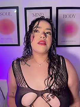 krisstenSantos online show from 06-22-26, 03:20