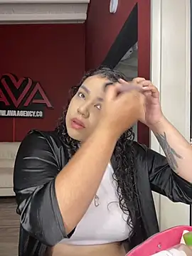 krisstenSantos online show from 10-06-25, 12:17