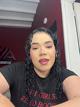 krisstenSantos online show from 02-17-26, 01:08