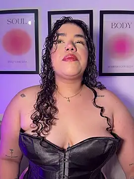 krisstenSantos online show from 06-20-26, 05:29