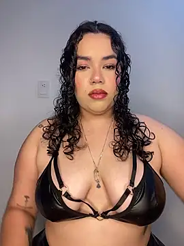 krisstenSantos online show from 11-10-25, 11:26