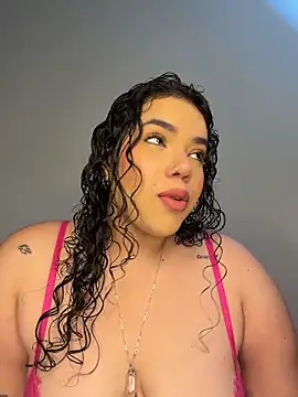 krisstenSantos online show from 02-13-26, 01:33