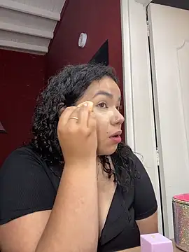 krisstenSantos online show from 10-14-25, 11:55