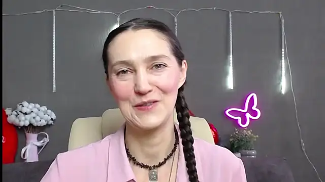 TayaFinch online show from 02-19-26, 01:19