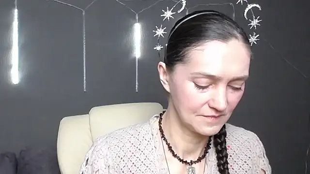 Snapshot of TayaFinch chatting on 04-23-26, 11:27 TayaFinch online show from 04-23-26, 11:27