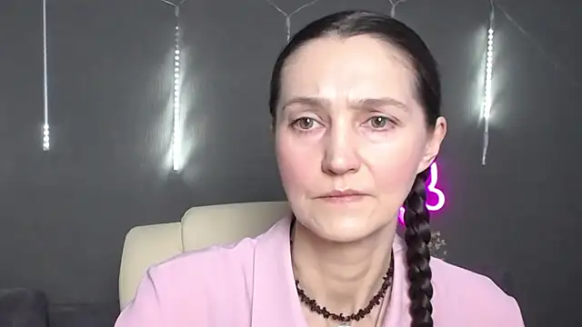 TayaFinch online show from 02-26-26, 01:22