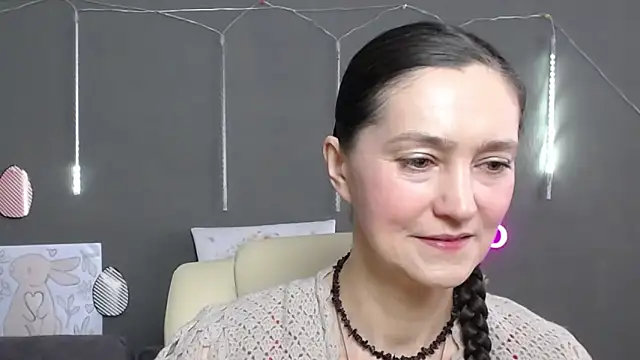 TayaFinch online show from 04-10-26, 11:17