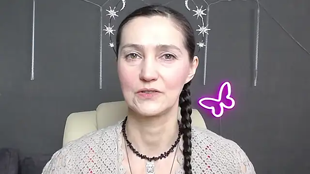 Snapshot of TayaFinch chatting on 04-25-26, 11:24 TayaFinch online show from 04-25-26, 11:24