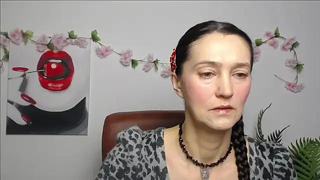 TayaFinch online show from 02-07-26, 01:08