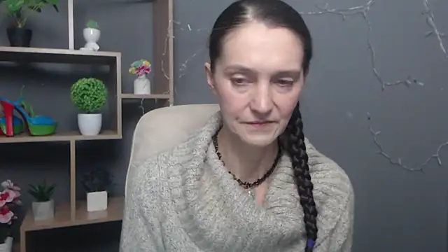 TayaFinch online show from 11-11-25, 01:39