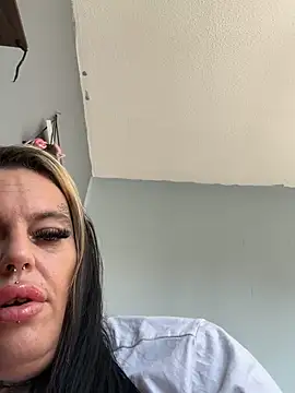 DIRTY PAISLEY X online show from 03-18-26, 01:46