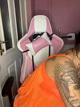 DIRTY PAISLEY X online show from 10-28-25, 07:02