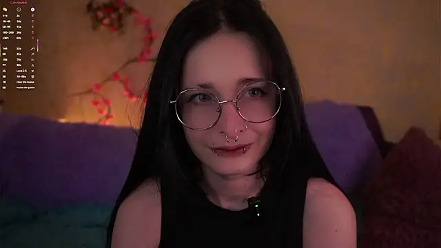 Snapshot of DarcyAspacio chatting on 04-13-26, 11:14 DarcyAspacio online show from 04-13-26, 11:14