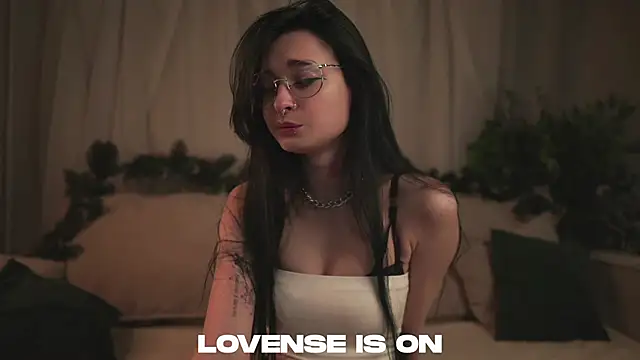 Snapshot of DarcyAspacio chatting on 01-15-26, 11:13 DarcyAspacio online show from 01-15-26, 11:13