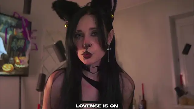 Snapshot of DarcyAspacio chatting on 10-29-25, 11:09 DarcyAspacio online show from 10-29-25, 11:09