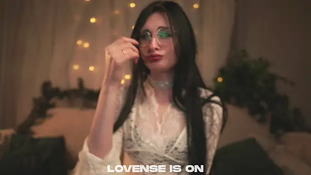 Snapshot of DarcyAspacio chatting on 01-09-26, 11:17 DarcyAspacio online show from 01-09-26, 11:17