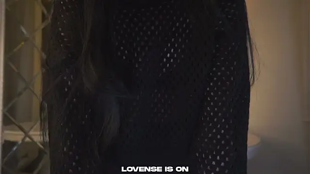 Snapshot of DarcyAspacio chatting on 11-30-25, 11:33 DarcyAspacio online show from 11-30-25, 11:33