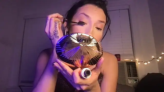 yoursweetestlilly online show from 01-14-26, 02:37