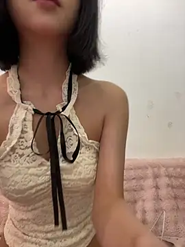 qiqi x online show from 03-12-26, 02:32