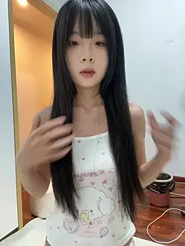 qiqi x online show from 05-04-26, 02:20