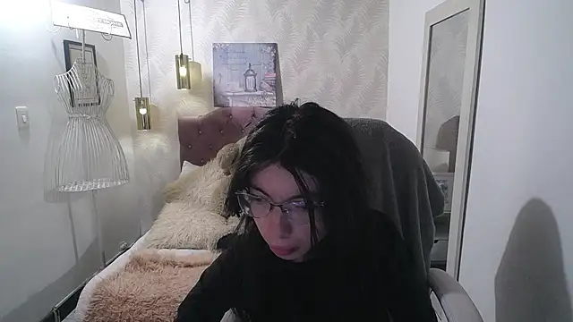 alllyson  online show from 10-07-25, 08:10