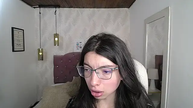 alllyson  online show from 12-17-25, 08:14