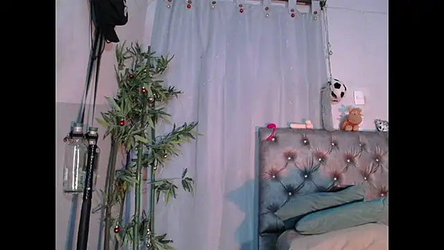 Jamadoll66 online show from 12-21-25, 07:43