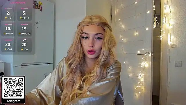 KristenHarrington online show from 12-18-25, 01:15