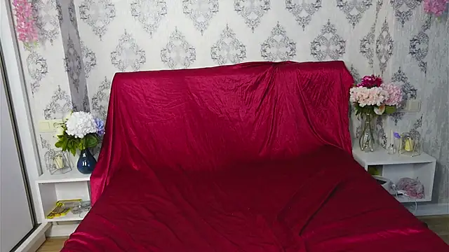 LilyannRosse online show from 04-11-26, 07:16