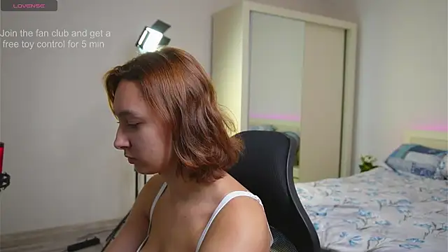 LilyannRosse online show from 10-01-25, 07:13