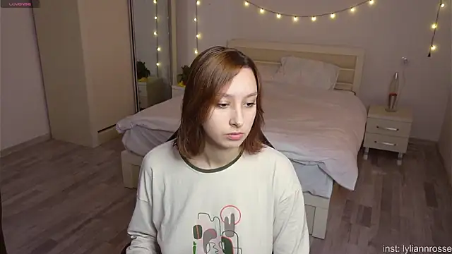 LilyannRosse online show from 11-08-25, 07:12