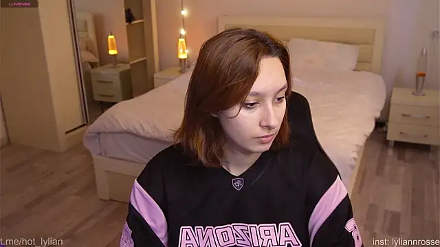 LilyannRosse online show from 11-03-25, 07:13