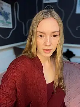 MilaMoone online show from 03-31-26, 10:50