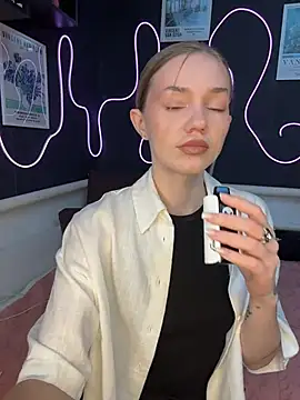 MilaMoone online show from 02-28-26, 10:59