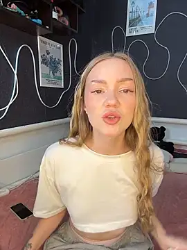 MilaMoone online show from 03-15-26, 11:06