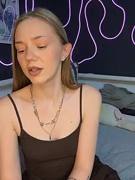 MilaMoone online show from 02-08-26, 11:08