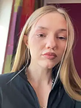 MilaMoone online show from 02-12-26, 11:32